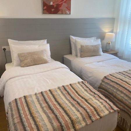 Racecourse View Hotel Листоуел Екстериор снимка